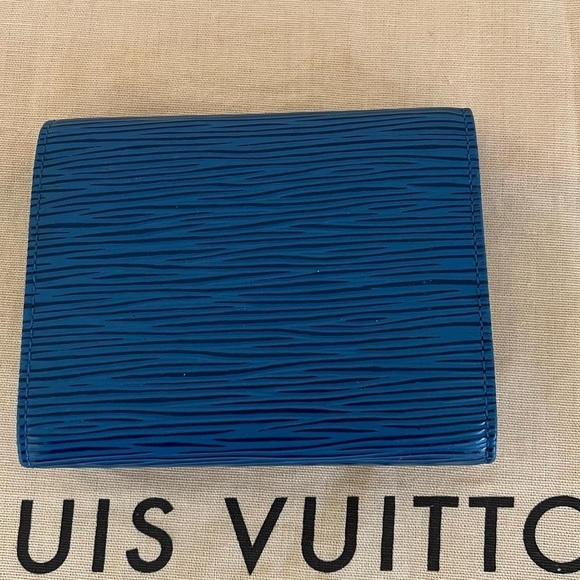 Louis Vuitton Trifold Card Holder Blue Epi Vintage BNWOT unbranded chain 1996 - Picture 3 of 14